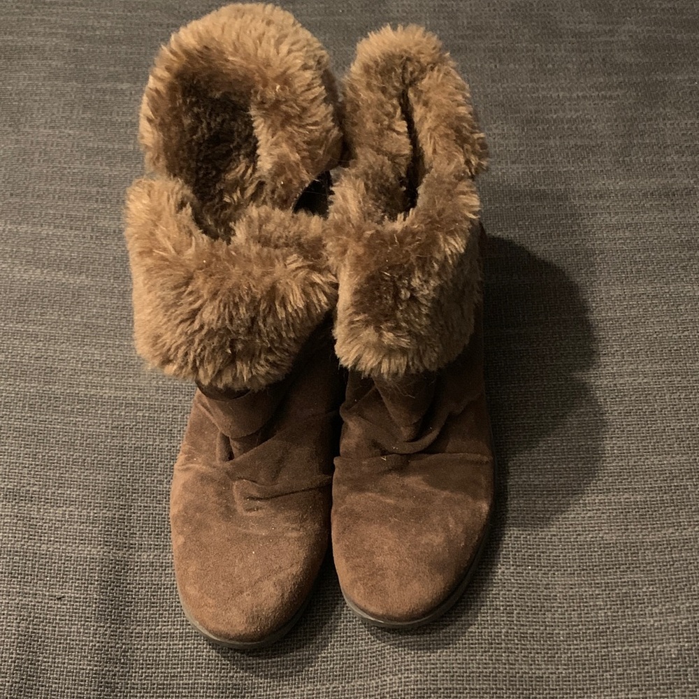 Nine West Brown Fur-Trimmed Winter Boots